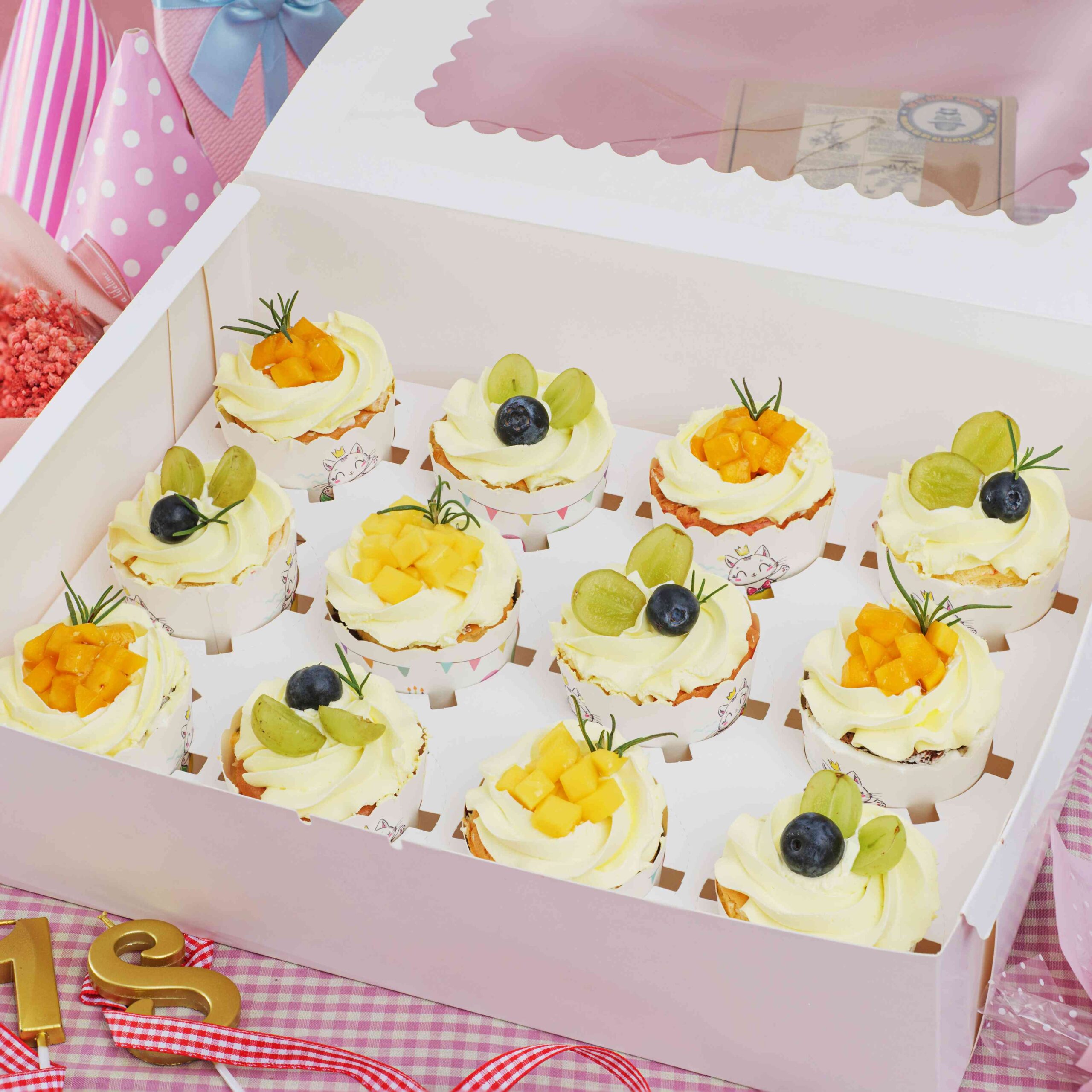 Anh Tú Bakery  SET CUPCAKE TRANG TRÍ   Set cupcake  Facebook
