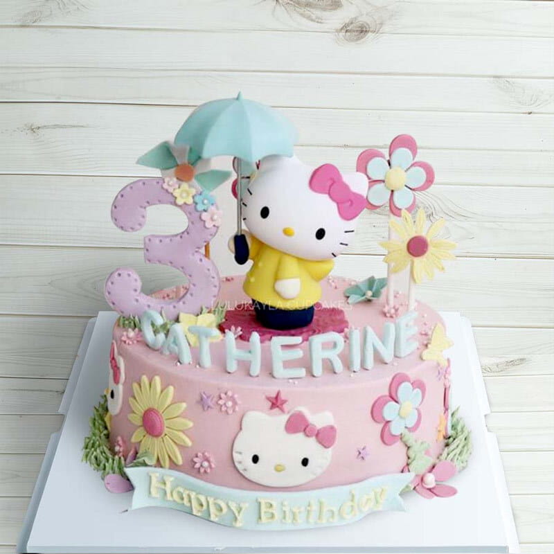 Bánh sinh nhật Hello Kitty trang trí độc đáo