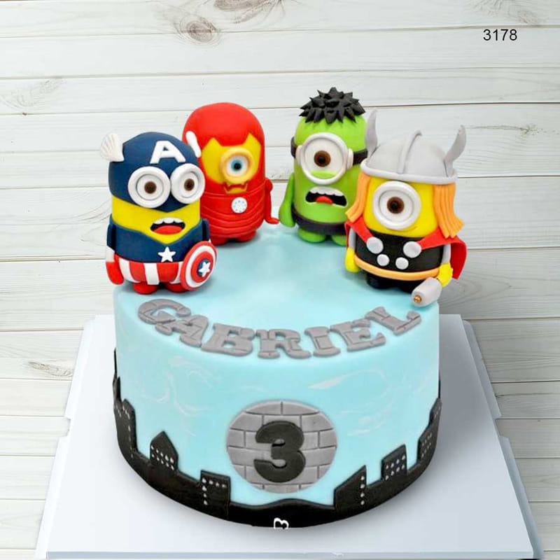 Bánh sinh nhật Minions giáp siêu anh hùng