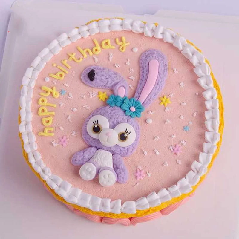 Mẫu bánh kem dành cho bé gái hình con thỏ