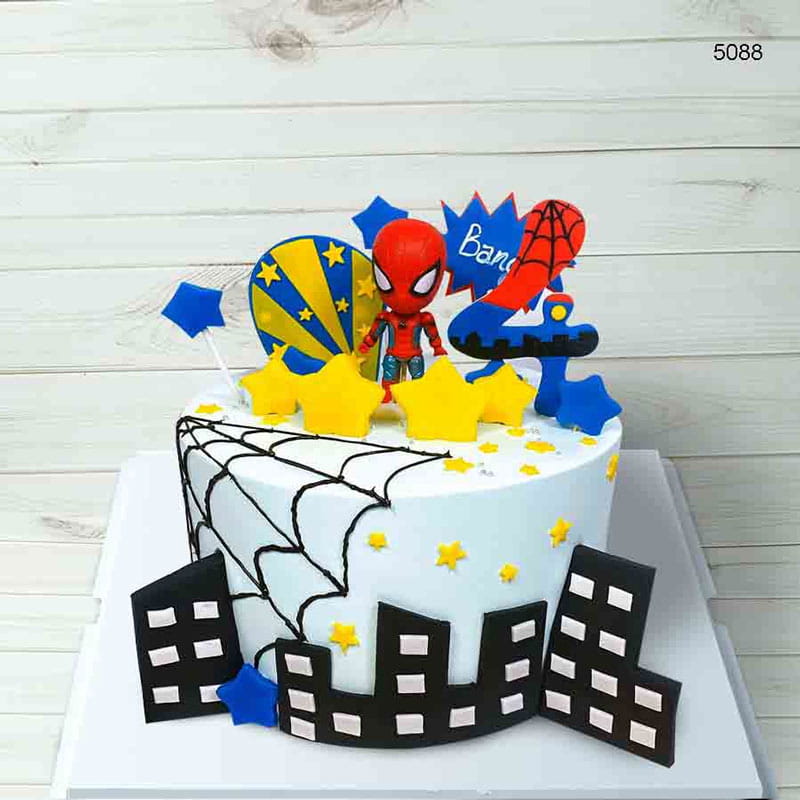Mẫu bánh sinh nhật cho bé trai hình người nhện độc lạ