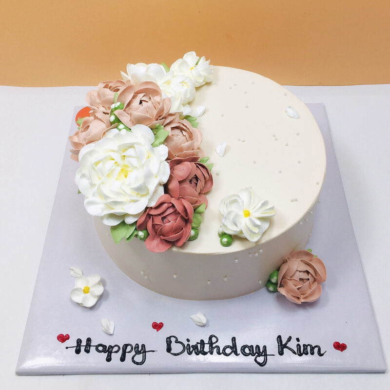 bánh sinh nhật mẹ tạo hình hoa cẩm chướng bắt mắt
