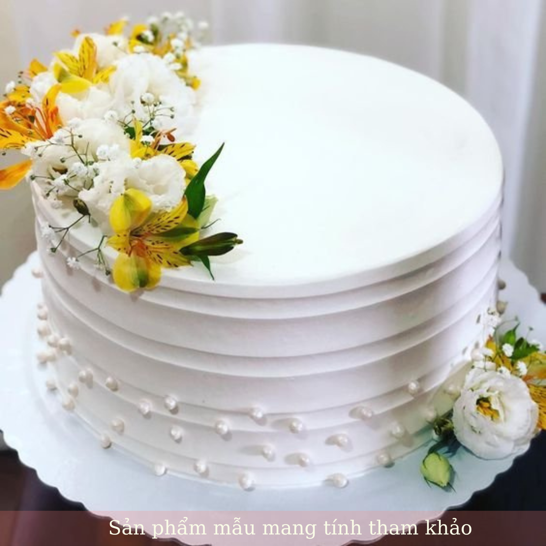 bánh cưới hoa tươi, bánh cưới nền trắng